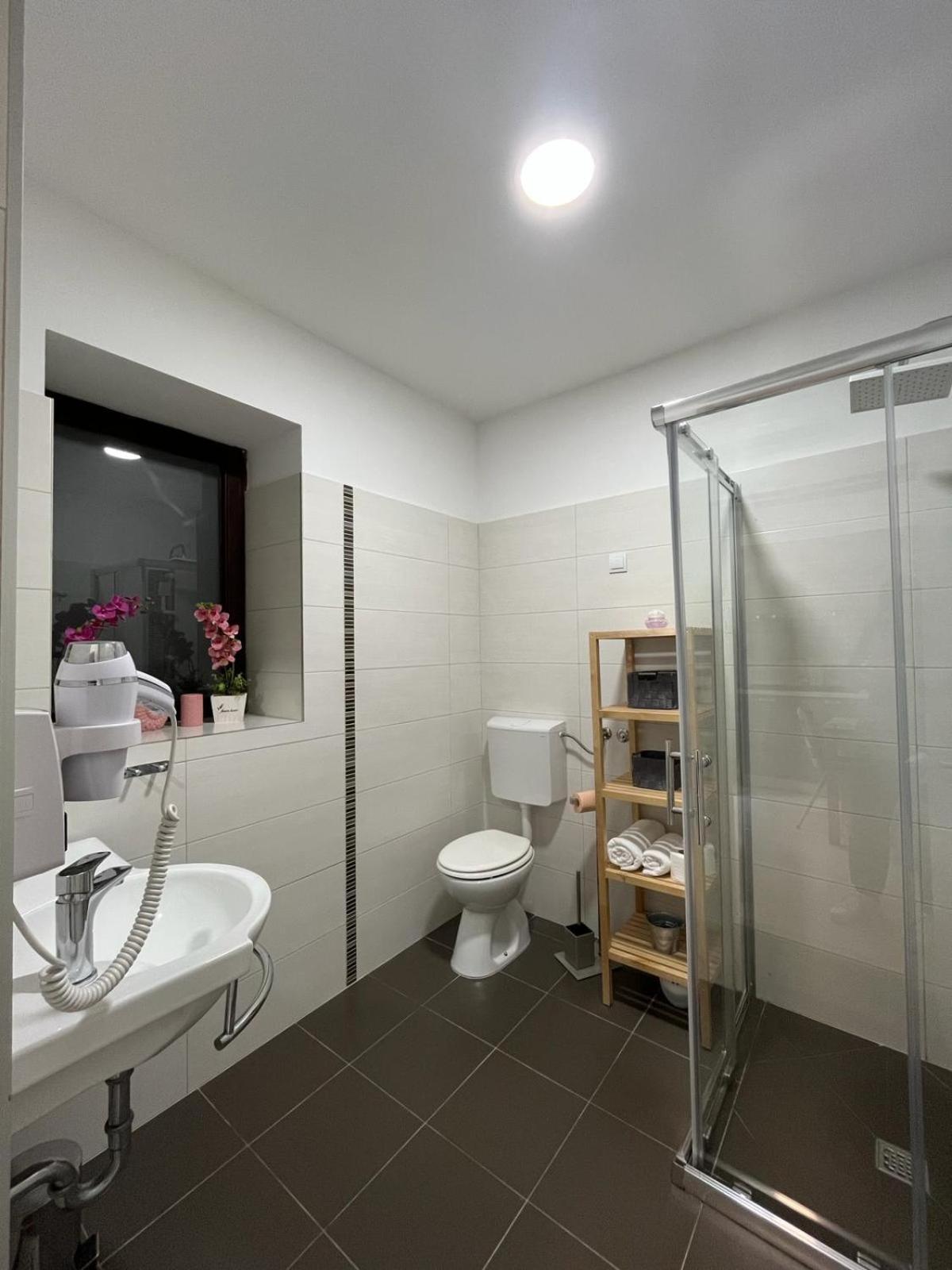 Apartment Arena พูลา ภายนอก รูปภาพ