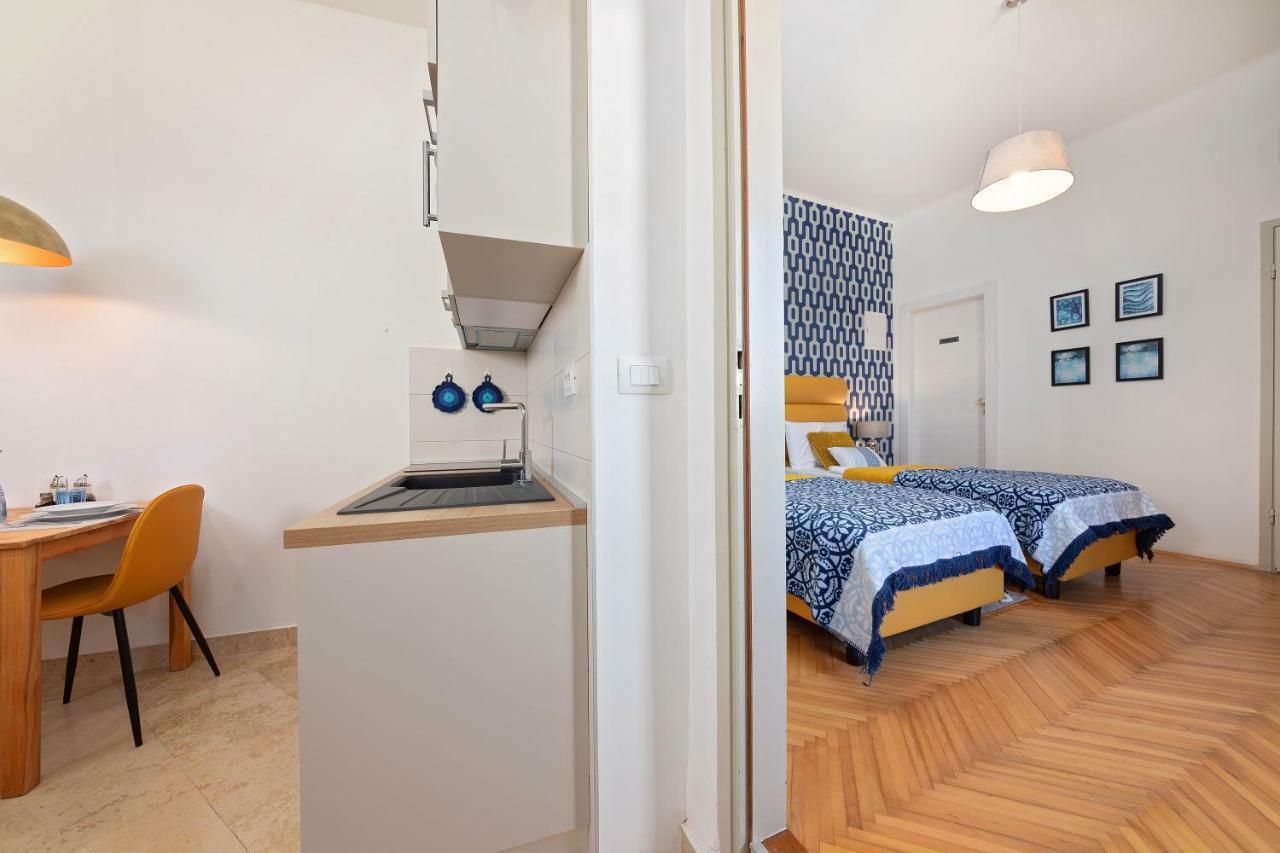 Apartment Arena พูลา ภายนอก รูปภาพ